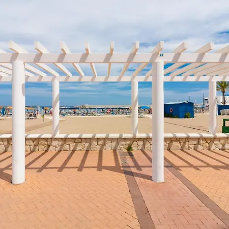 Apartment Solana Florida Seafront