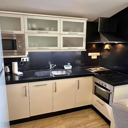 Solana Florida Seafront Daire Fuengirola